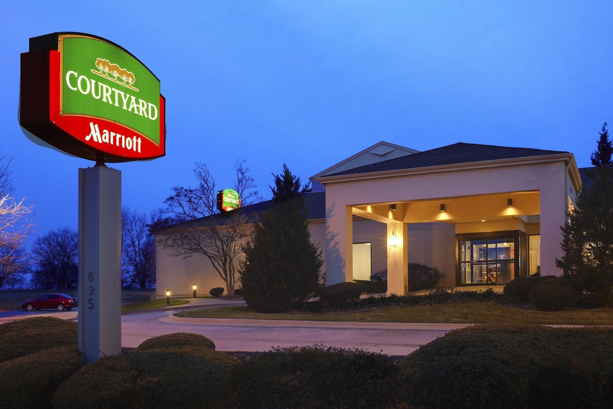 Iowa Inn Bettendorf Quad Cities Dış mekan fotoğraf