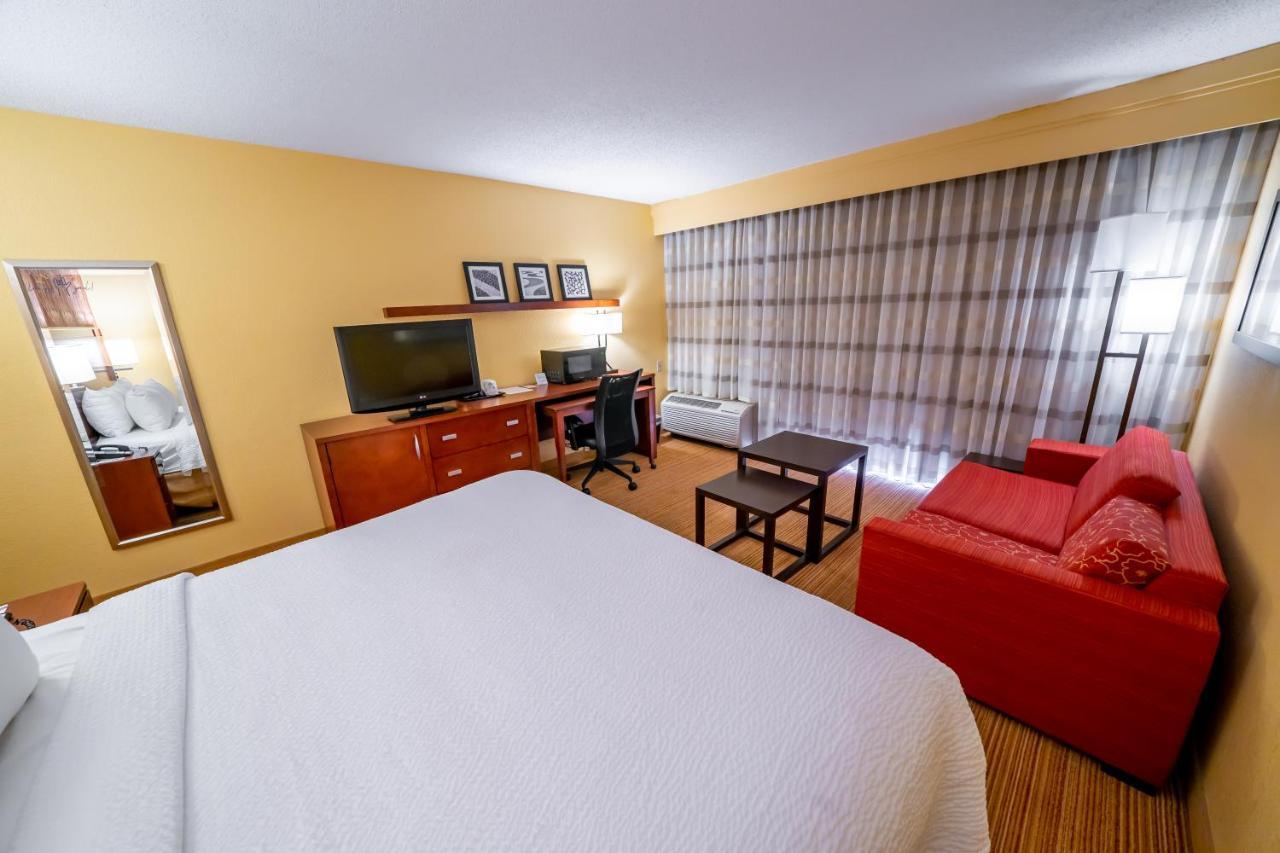 Iowa Inn Bettendorf Quad Cities Dış mekan fotoğraf