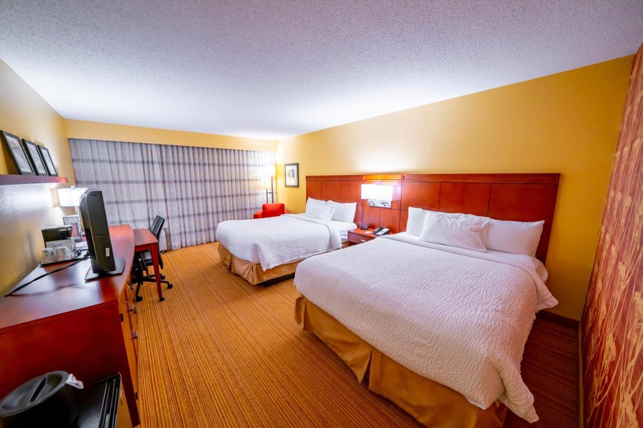 Iowa Inn Bettendorf Quad Cities Dış mekan fotoğraf