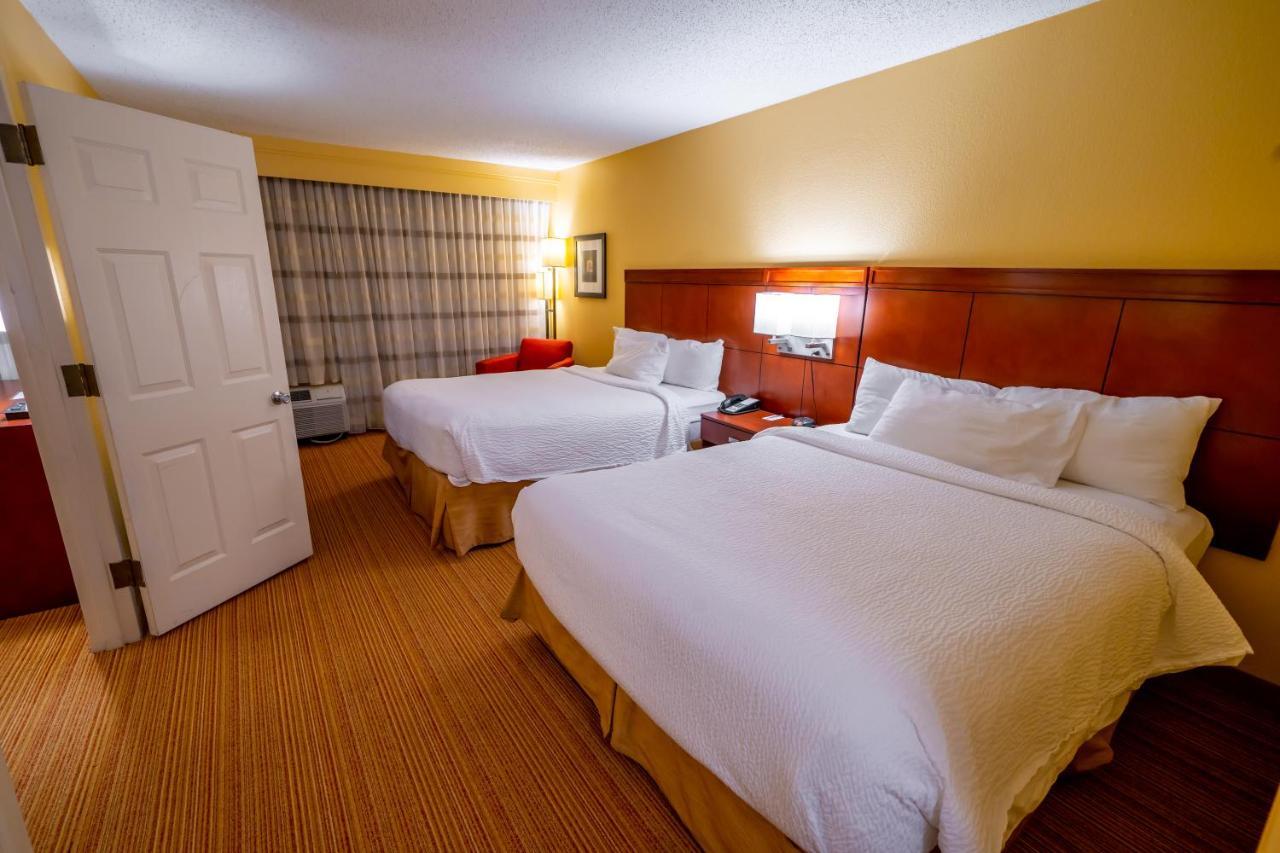 Iowa Inn Bettendorf Quad Cities Dış mekan fotoğraf