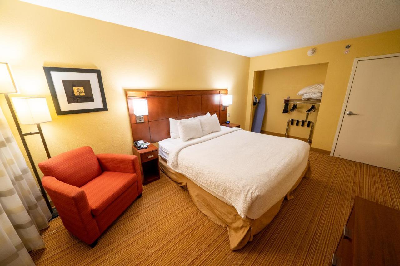 Iowa Inn Bettendorf Quad Cities Dış mekan fotoğraf