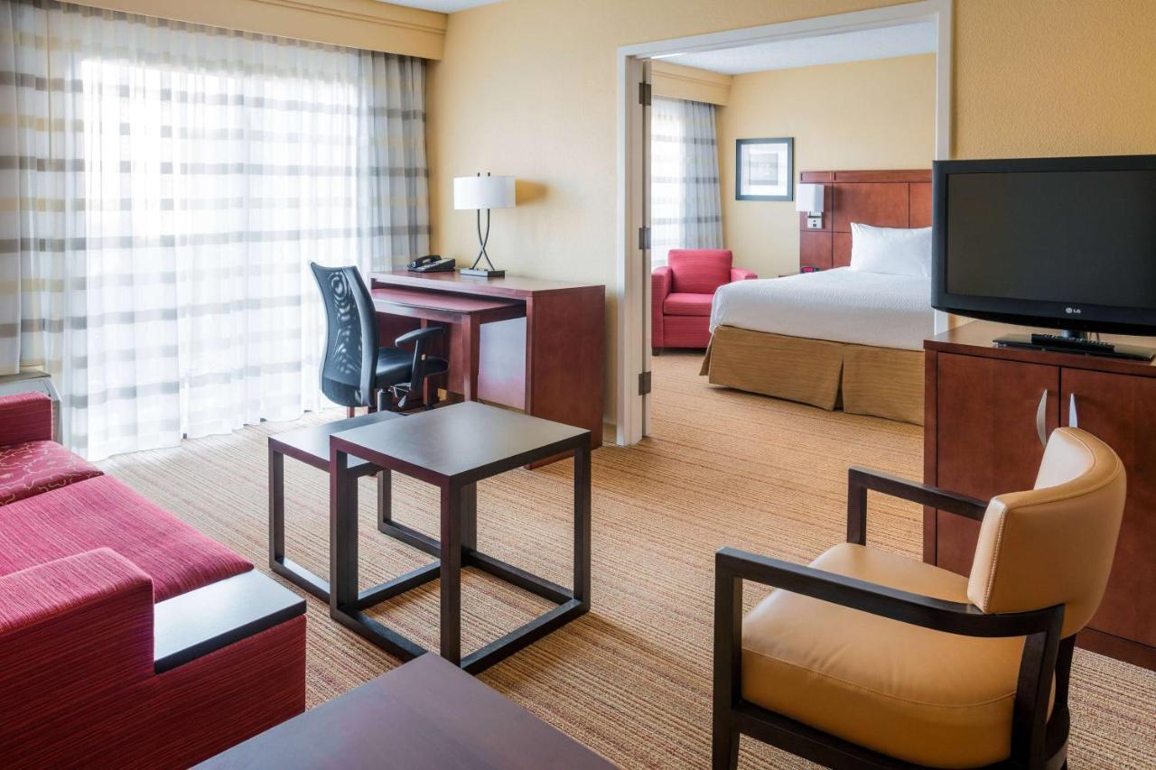 Iowa Inn Bettendorf Quad Cities Dış mekan fotoğraf