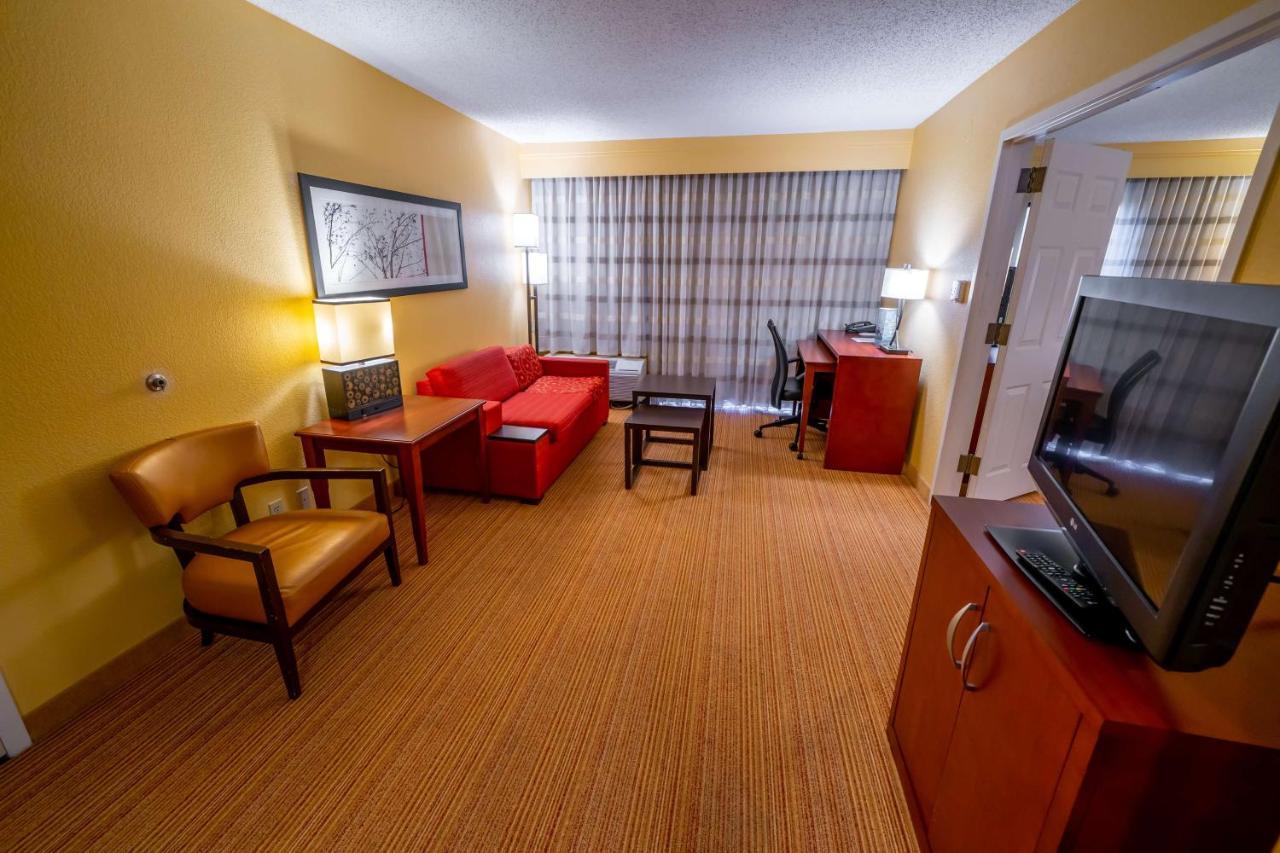 Iowa Inn Bettendorf Quad Cities Dış mekan fotoğraf