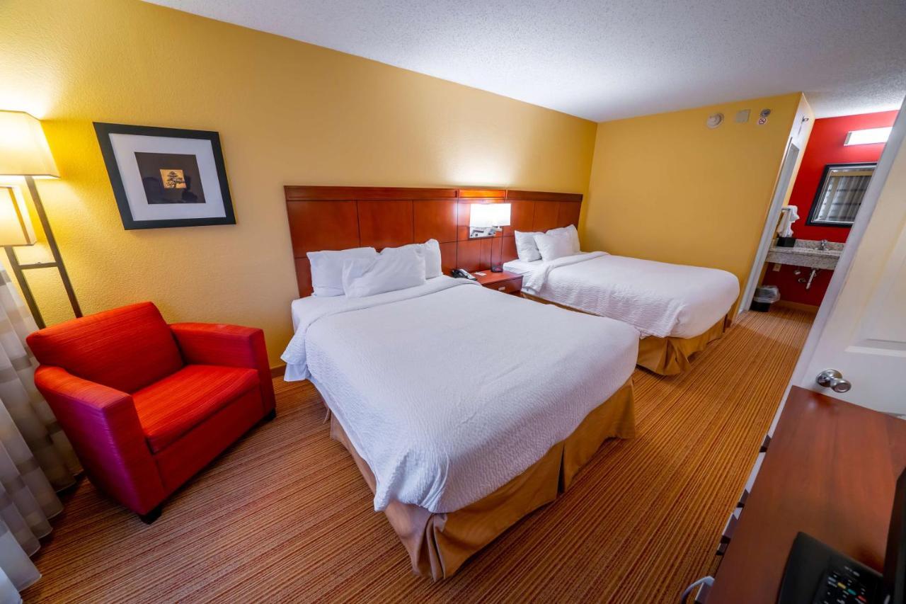 Iowa Inn Bettendorf Quad Cities Dış mekan fotoğraf