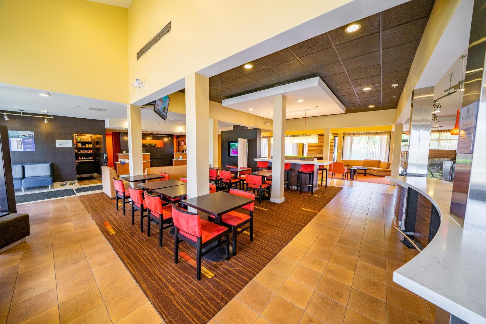 Iowa Inn Bettendorf Quad Cities Dış mekan fotoğraf
