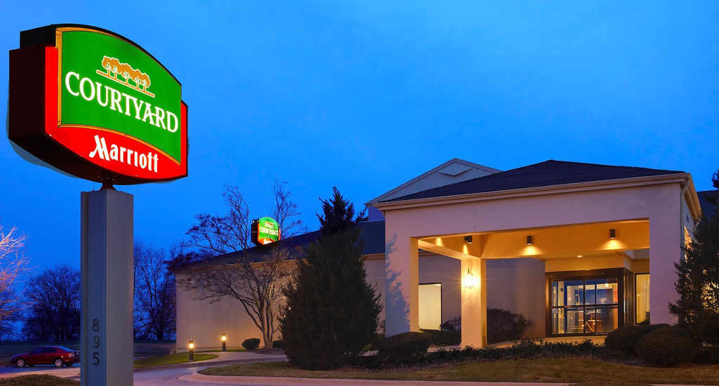 Iowa Inn Bettendorf Quad Cities Dış mekan fotoğraf